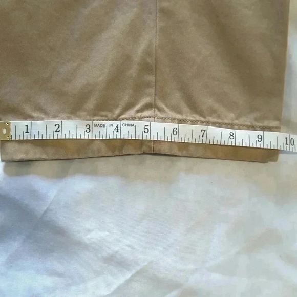 L.L. Bean Natural Fit Khakis 42x28 - Picture 3 of 7